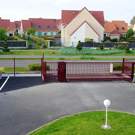 Lägenhet Avec Jardin Amenage Et Wifi A A 2 Km De La