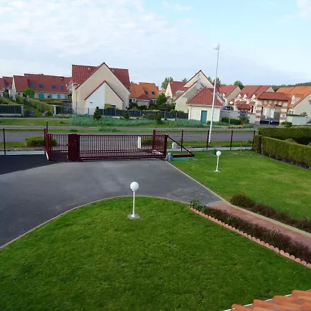 Avec Jardin Amenage Et Wifi A A 2 Km De La Lägenhet Berck